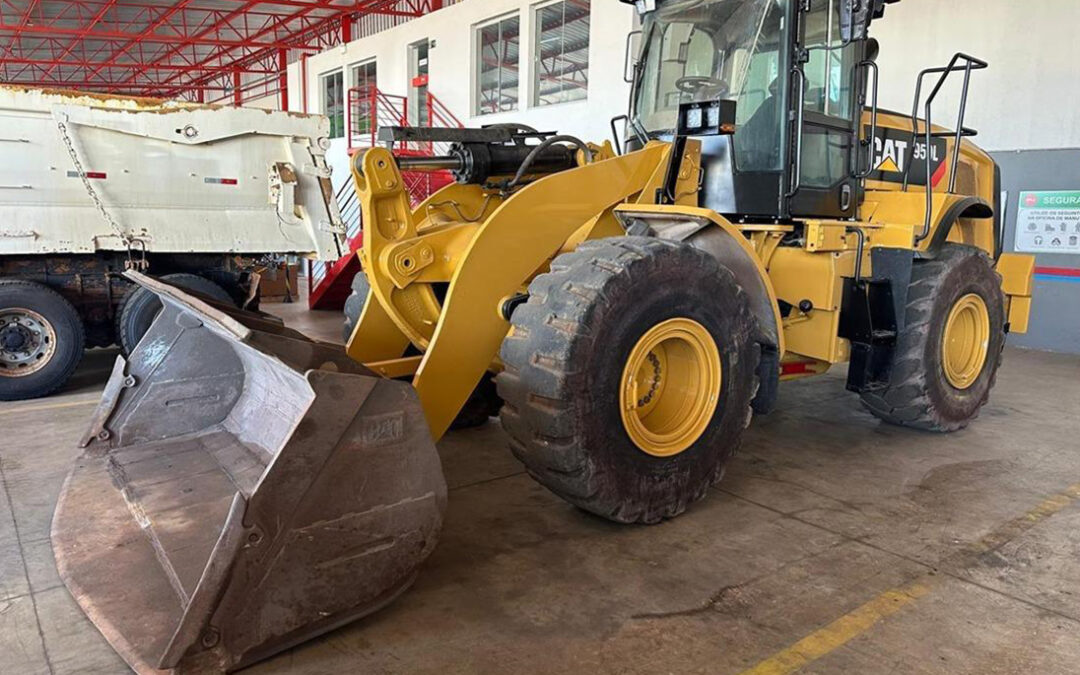 Pá Carregadeira CAT 950L